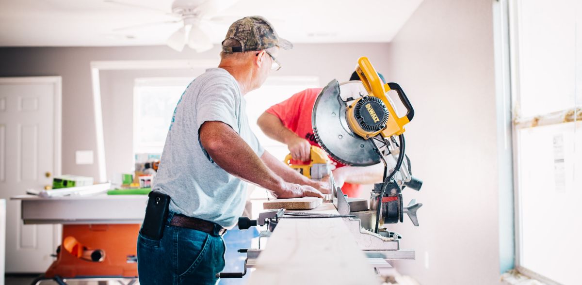 Ezermester munka közben