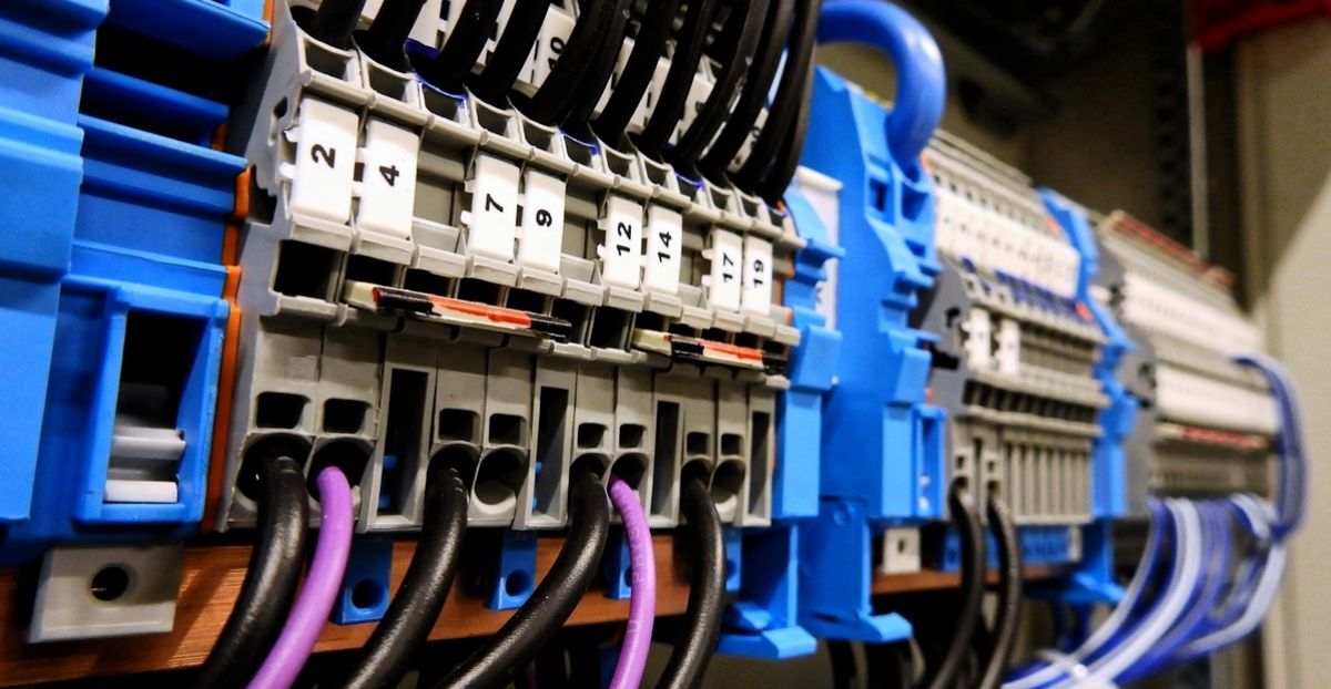 Víz és villanyszerelés