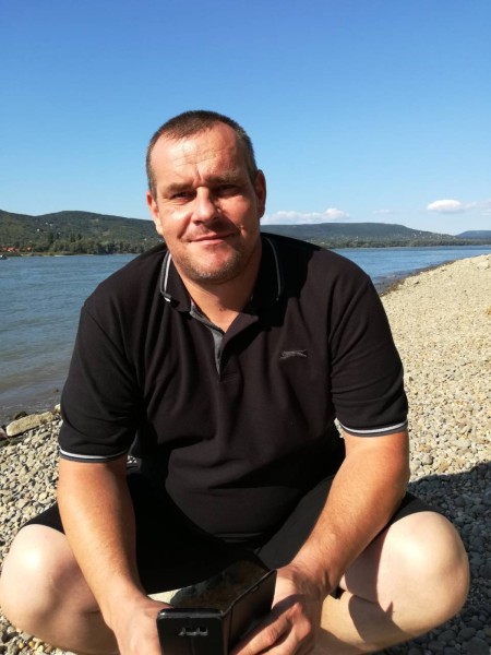 Kóbor András