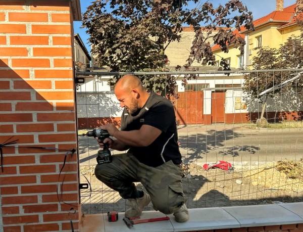Molnár József. JVV Europe kft.
