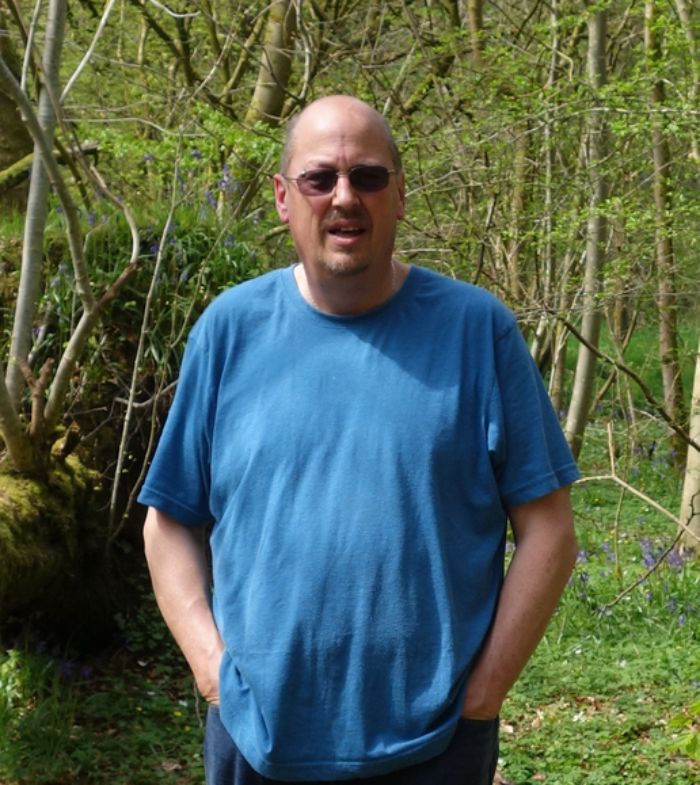 Szerkesztő - Kovács Ádám Kertész