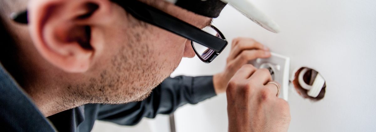 villanyszerelő szakma bemutatása képen