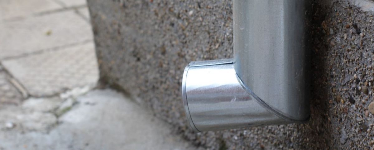 ereszcsatorna szerelő